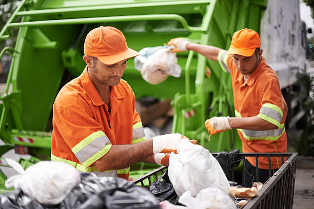 Best Construction Debris Removal  in Saratoga, WY